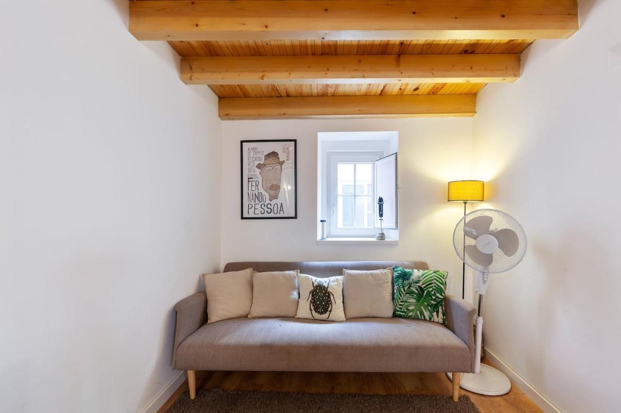 Classic Lisbon Homes: Bright & Central In Belem Экстерьер фото
